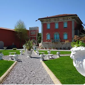 3* Aparthotel Garuti Village